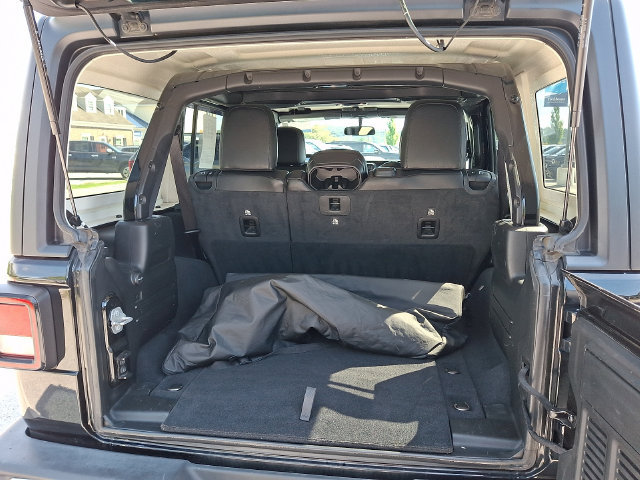 Used 2020 Jeep Wrangler Unlimited Sport AWD/4WD image 38