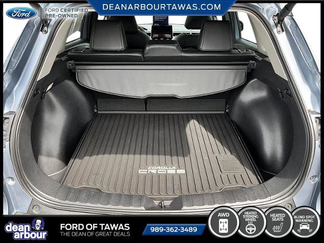 Used 2025 Toyota Corolla Cross XLE w/ Convenience Package AWD/4WD image 16