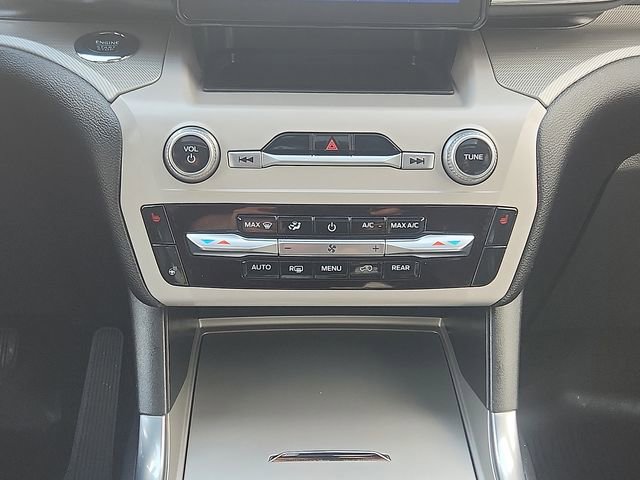 Certified 2023 Ford Explorer XLT w/ Equipment Group 202A image 17