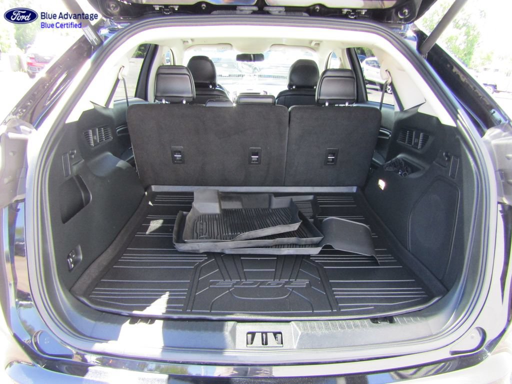 Certified 2019 Ford Edge Titanium w/ Cold Weather Package AWD/4WD image 27