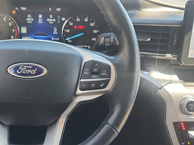 Certified 2022 Ford Explorer XLT w/ Equipment Group 202A image 15