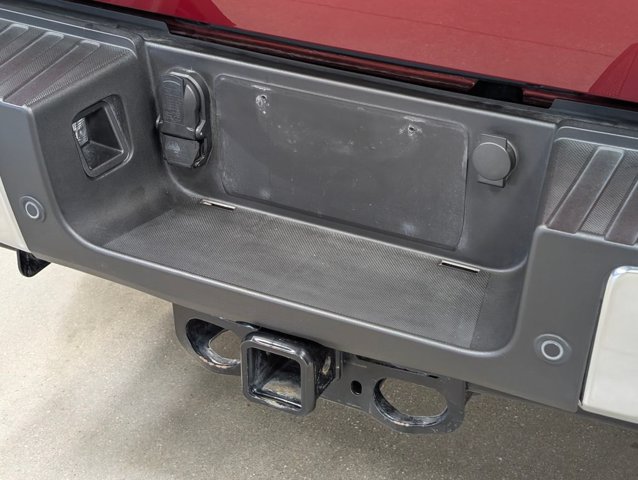 Certified 2025 Ford F350 Lariat w/ Tremor Off-Road Package AWD/4WD image 28