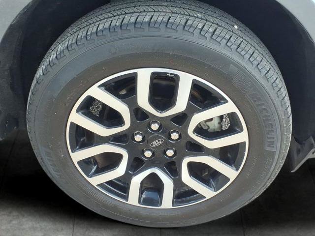 Certified 2023 Ford Maverick Lariat w/ Lariat Luxury Package AWD/4WD image 9