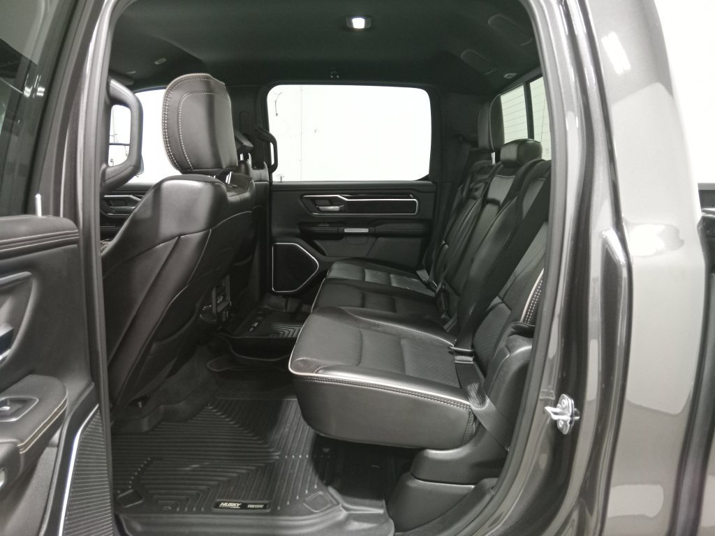 Used 2020 RAM 1500 Laramie w/ Sport Appearance Package AWD/4WD image 15
