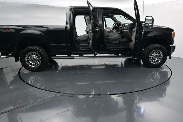 Certified 2022 Ford F250 XLT w/ XLT Premium Package AWD/4WD image 37