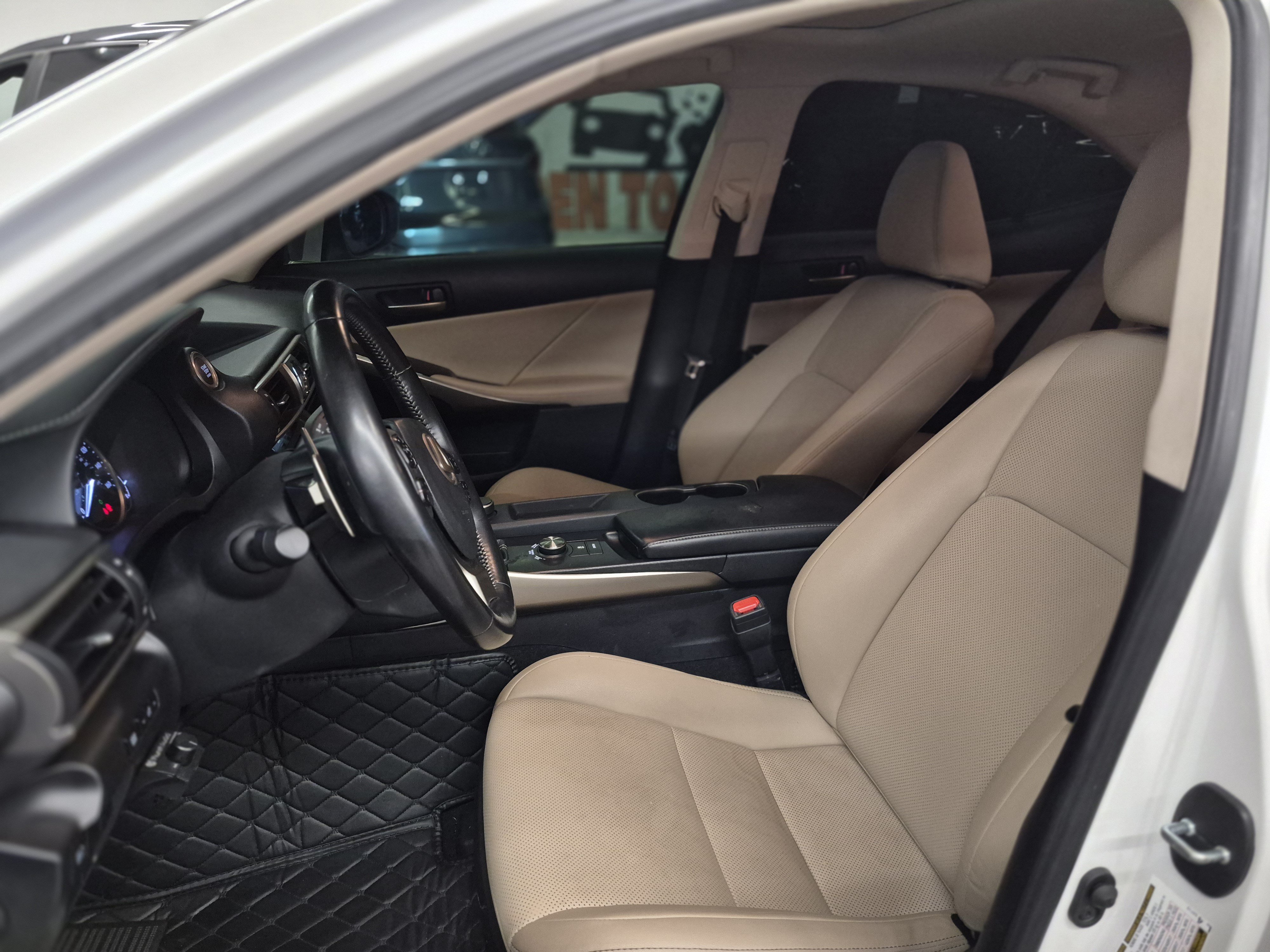 Used 2020 Lexus IS 300 w/ Accessory Package RWD image 12