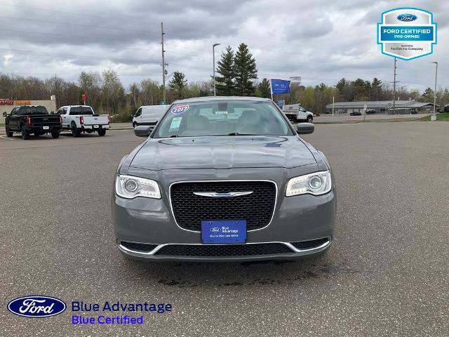 Used 2017 Chrysler 300 Limited AWD/4WD image 25