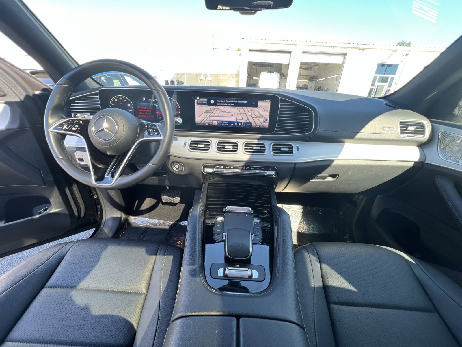 Used 2025 Mercedes-Benz GLS 450 4MATIC image 31
