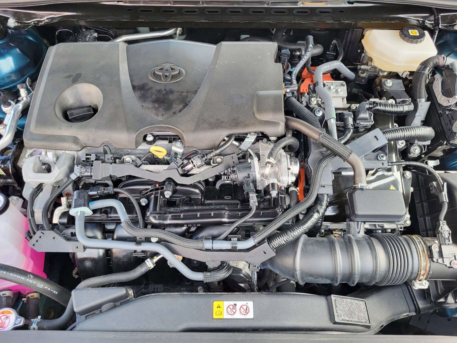 Used 2025 Toyota Camry SE image 29