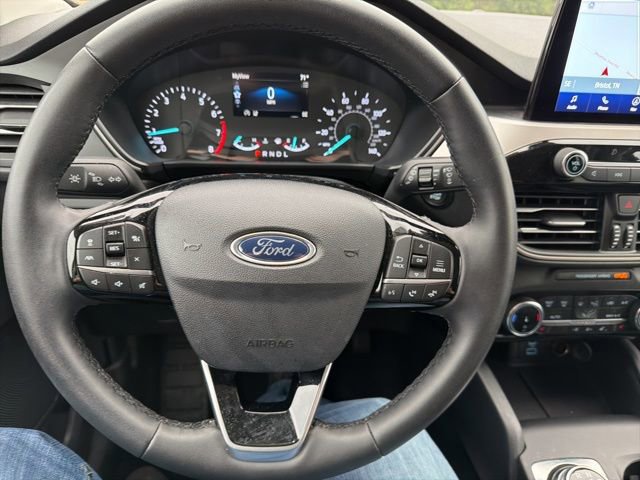 Certified 2022 Ford Escape SEL image 17