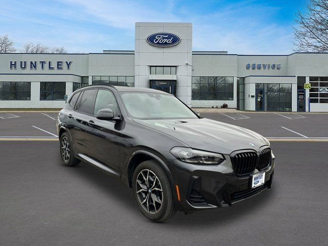 Used 2023 BMW X3 xDrive30i w/ M Sport Package AWD/4WD image 3