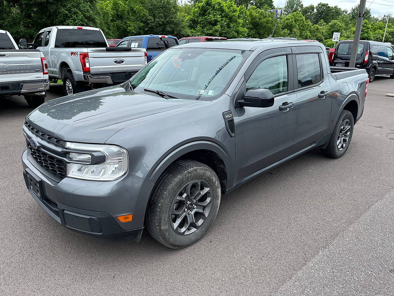Certified 2024 Ford Maverick XLT w/ XLT Luxury Package AWD/4WD image 4