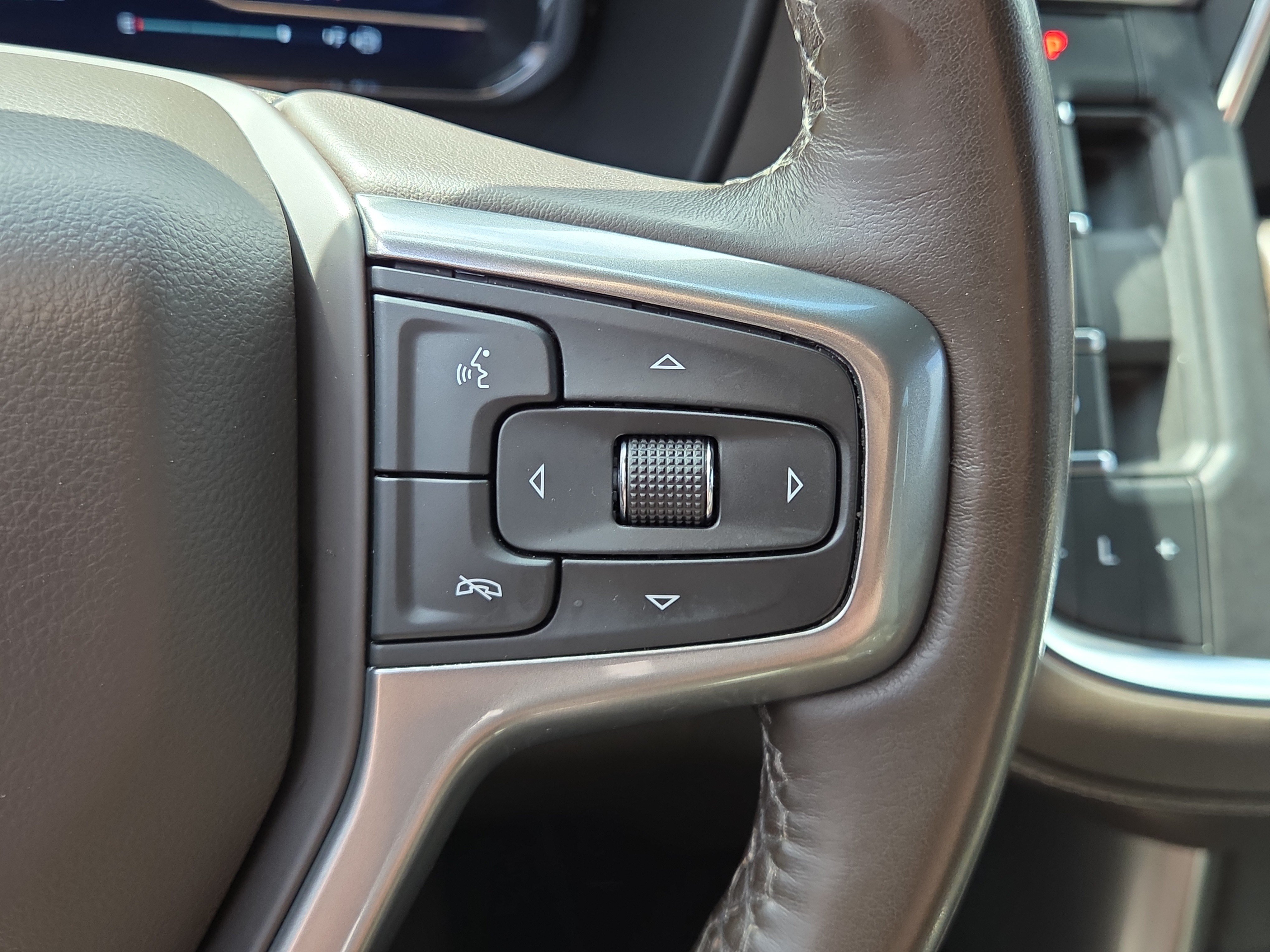 Used 2023 Chevrolet Tahoe Z71 AWD/4WD image 22