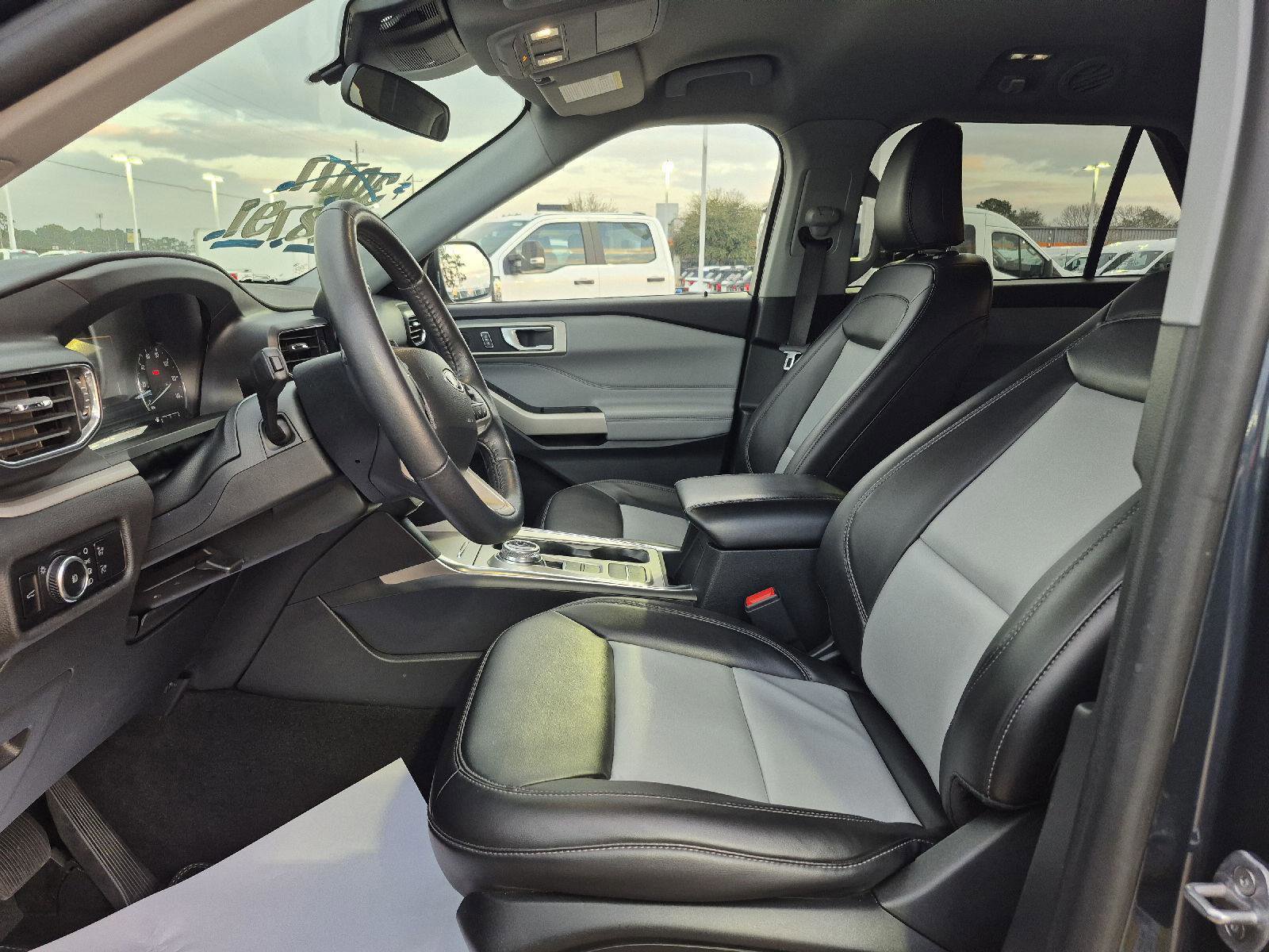 Certified 2023 Ford Explorer XLT w/ Equipment Group 202A image 11