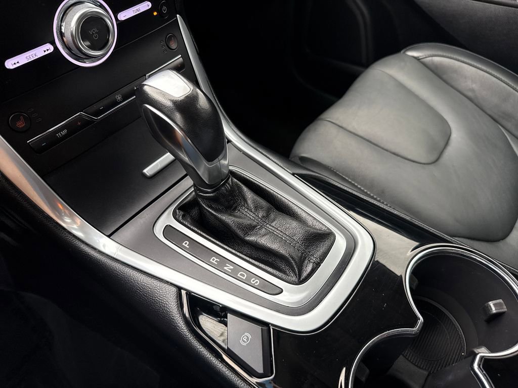 Certified 2018 Ford Edge Titanium image 22