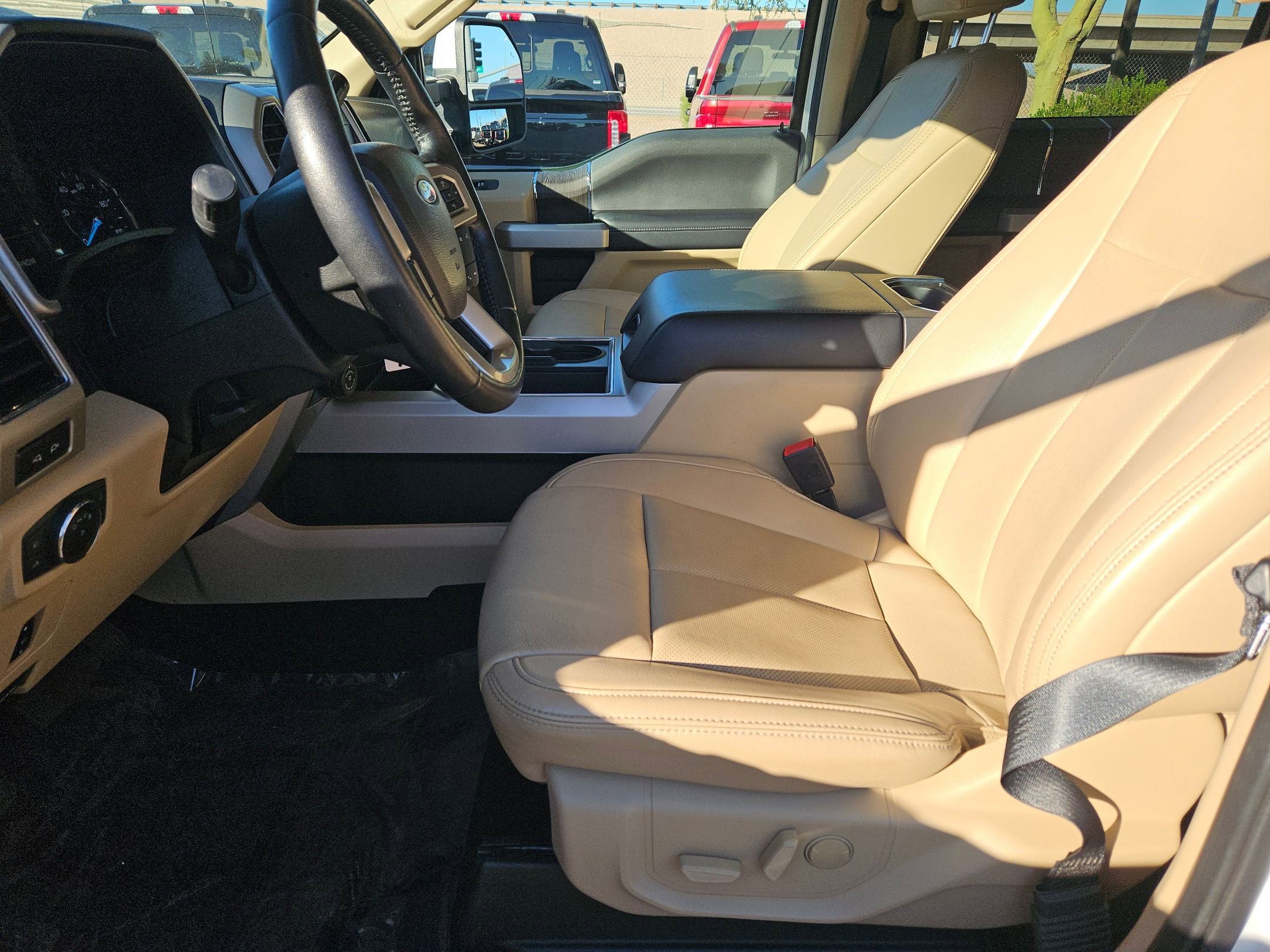 Certified 2021 Ford F350 Lariat w/ Lariat Value Package image 17