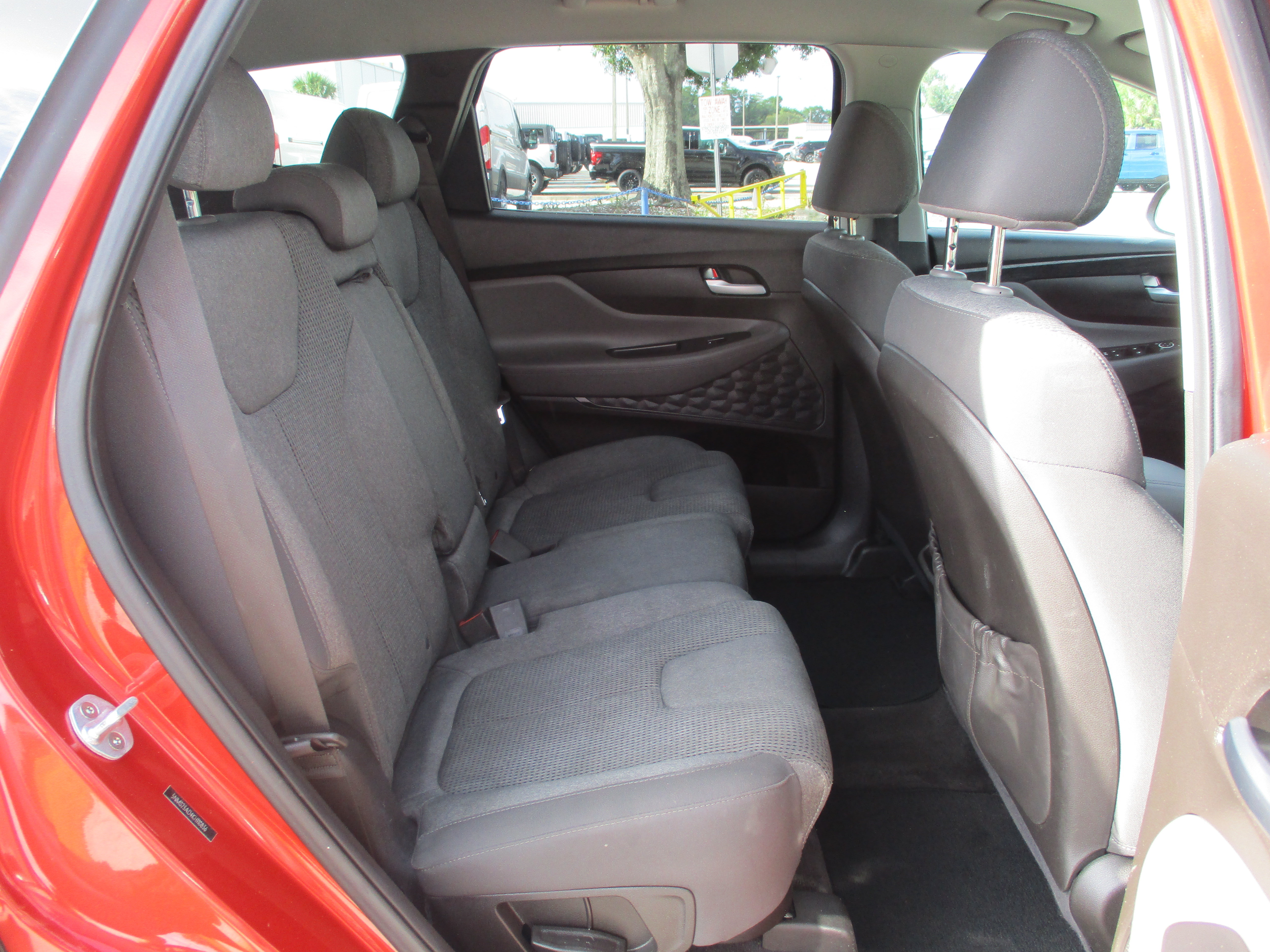Used 2019 Hyundai Santa Fe SE FWD image 13