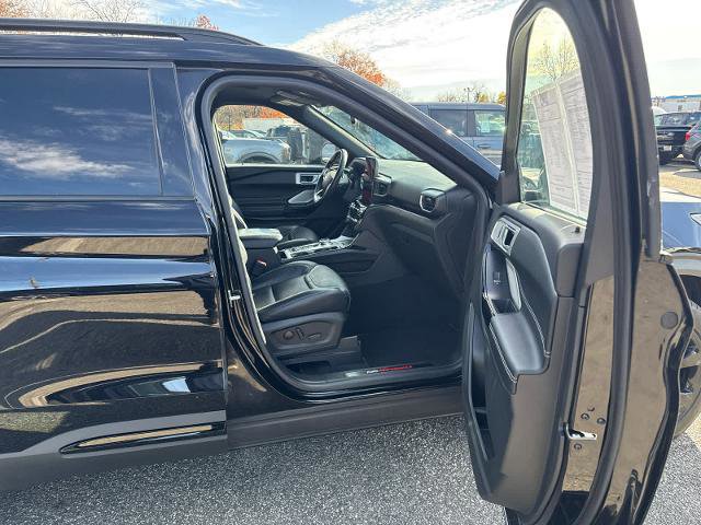 Certified 2022 Ford Explorer ST w/ Equipment Group 401A image 7