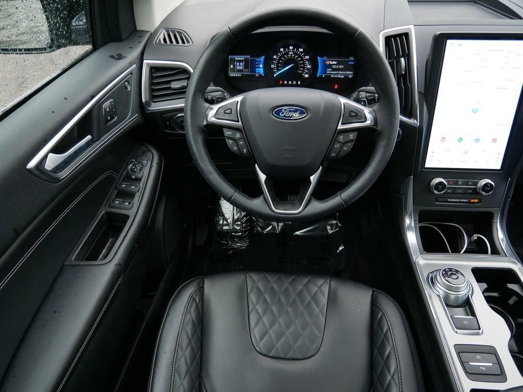 Certified 2024 Ford Edge Titanium w/ Equipment Group 301A AWD/4WD image 12