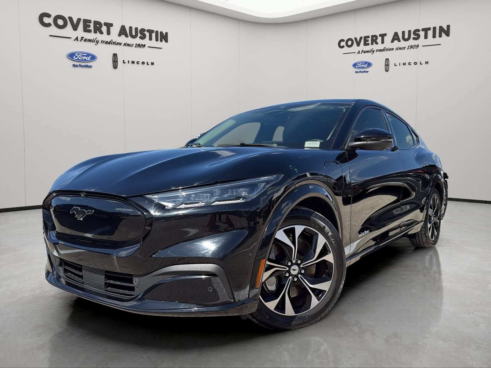 Certified 2023 Ford Mustang Mach-E Premium RWD image 1