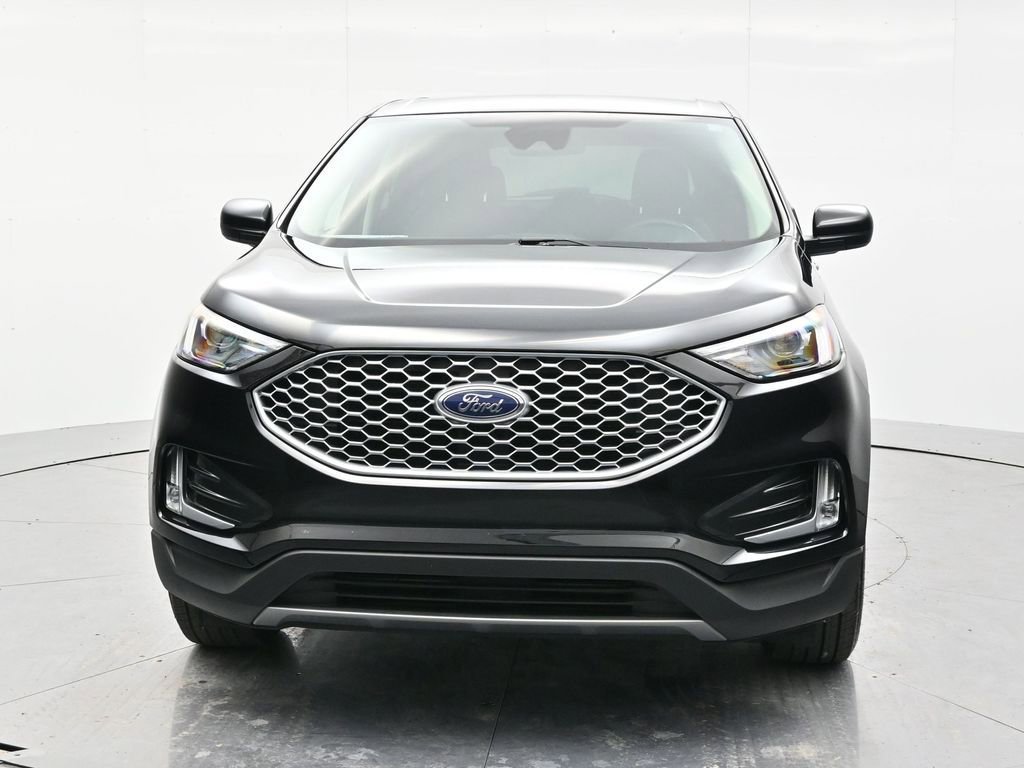 Certified 2024 Ford Edge SEL w/ Convenience Package image 2