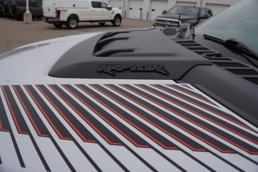Certified 2025 Ford F150 Raptor AWD/4WD image 14