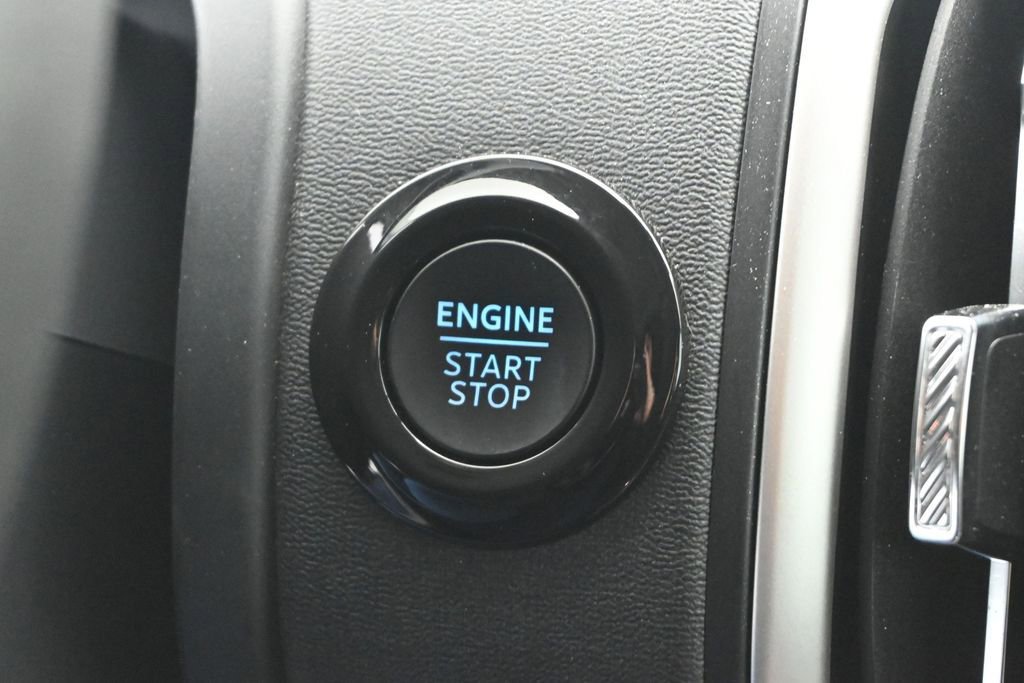 Certified 2025 Ford Expedition Active AWD/4WD image 14