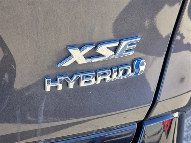 Used 2021 Toyota RAV4 XSE image 9