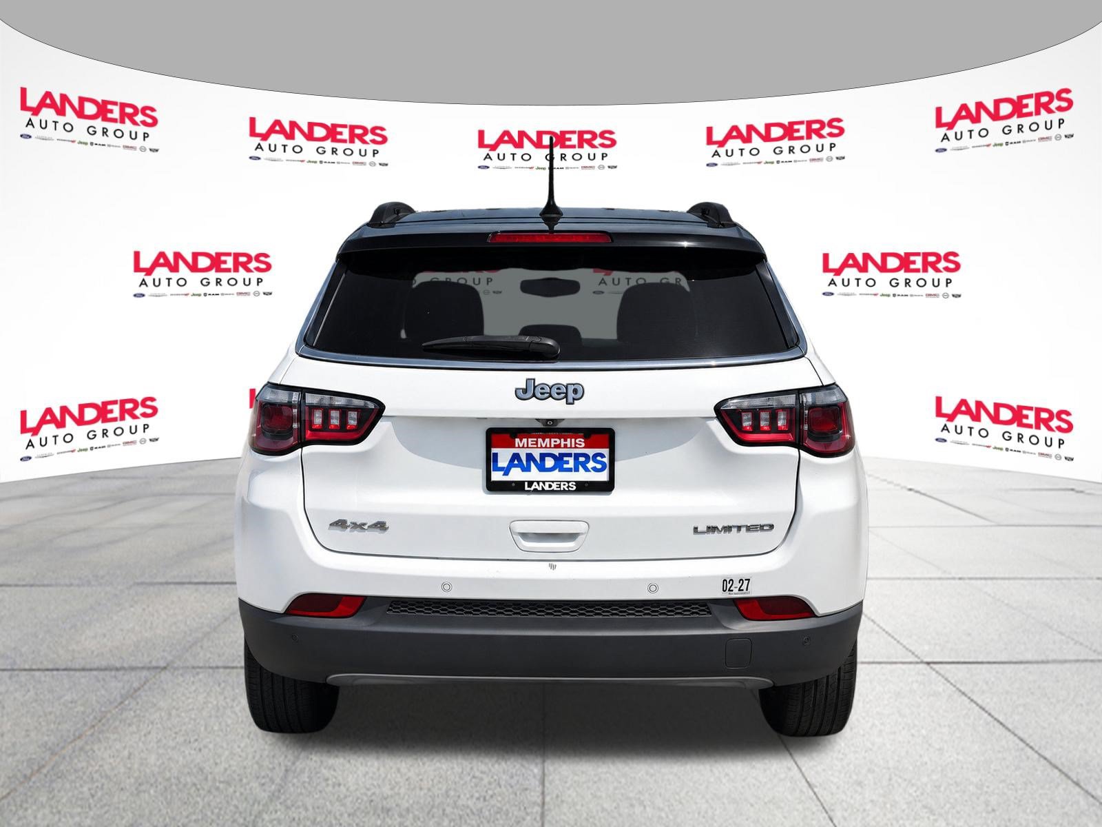 Used 2023 Jeep Compass Limited AWD/4WD image 5