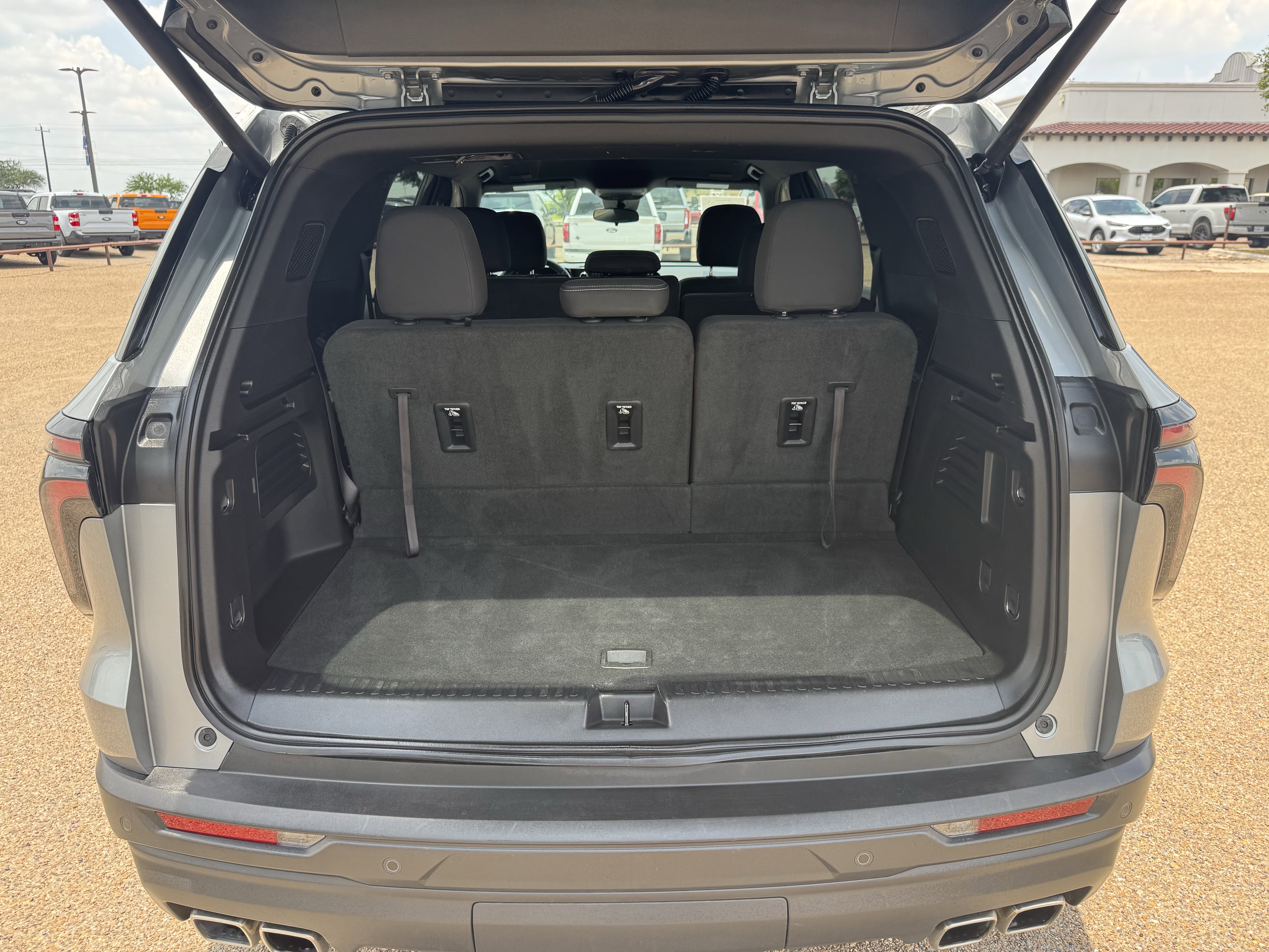 Used 2024 Chevrolet Traverse LS w/ LPO, Floor Liner Package FWD image 29