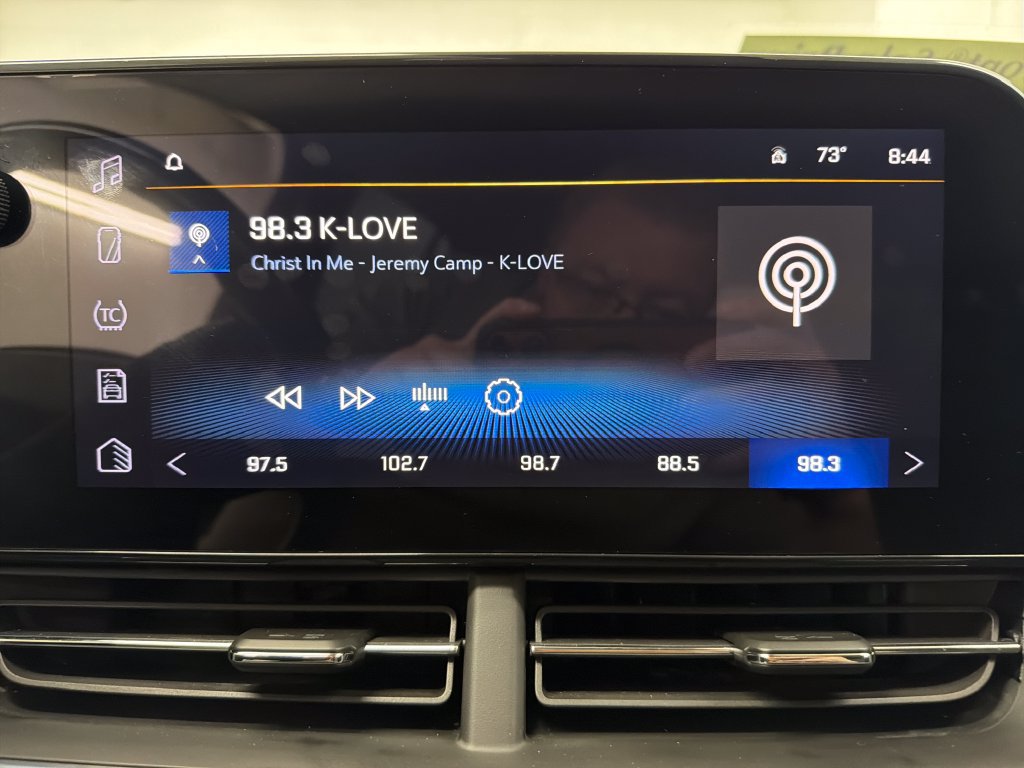 Used 2024 Chevrolet Trax LT w/ Driver Confidence Package FWD image 25