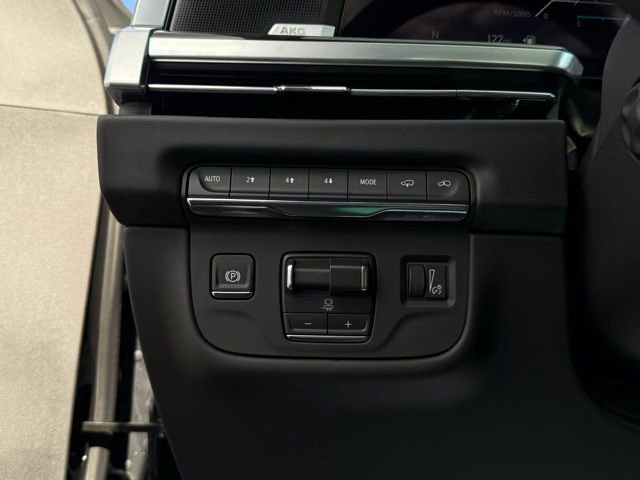 Used 2026 Cadillac Escalade Platinum Sport w/ LPO, Floor Liner Package image 28