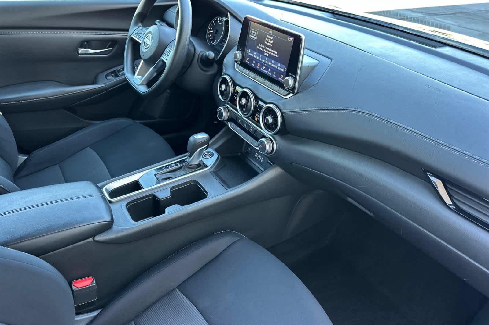 Used 2024 Nissan Sentra SV FWD image 16