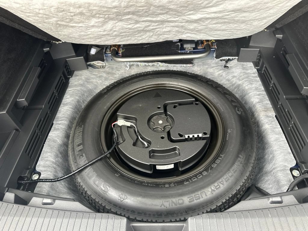 Used 2023 Nissan Rogue SV AWD/4WD image 25
