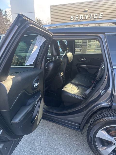 Used 2019 Jeep Cherokee Limited AWD/4WD image 24