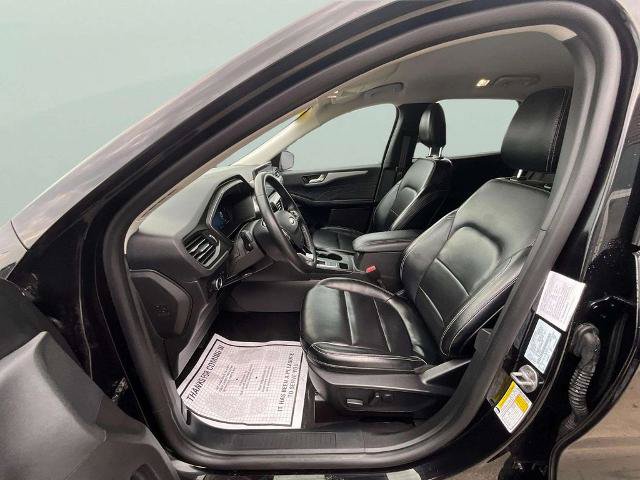 Certified 2024 Ford Escape Platinum AWD/4WD image 13
