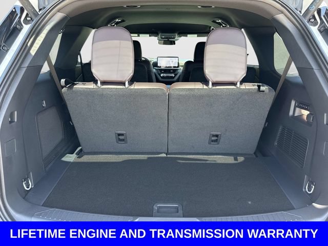 Certified 2026 Ford Explorer Platinum RWD image 12