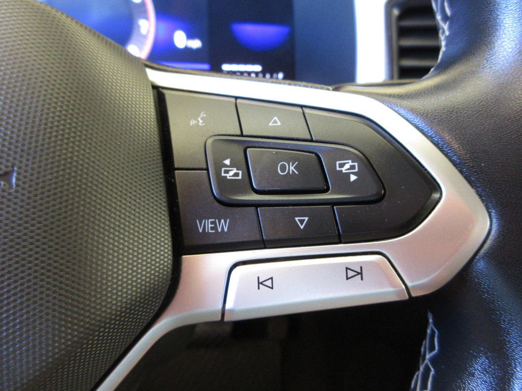 Used 2022 Volkswagen Atlas SE FWD image 16