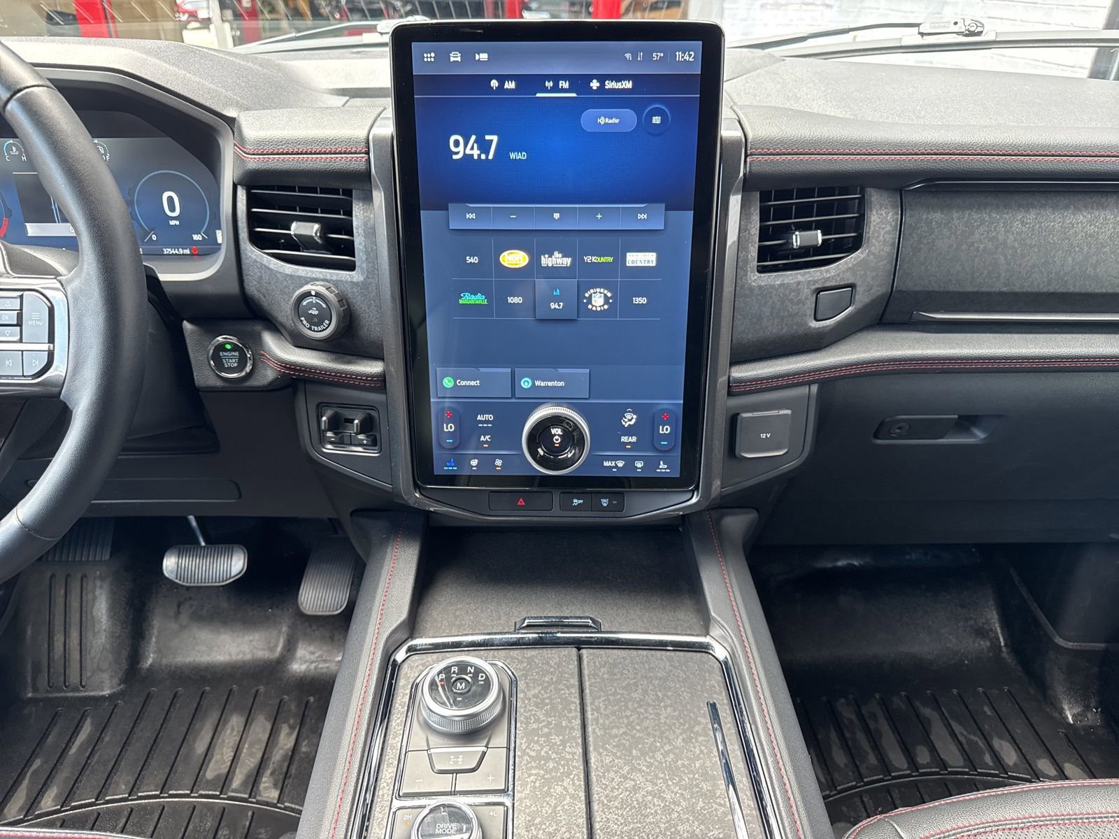 Certified 2023 Ford Expedition Limited image 34