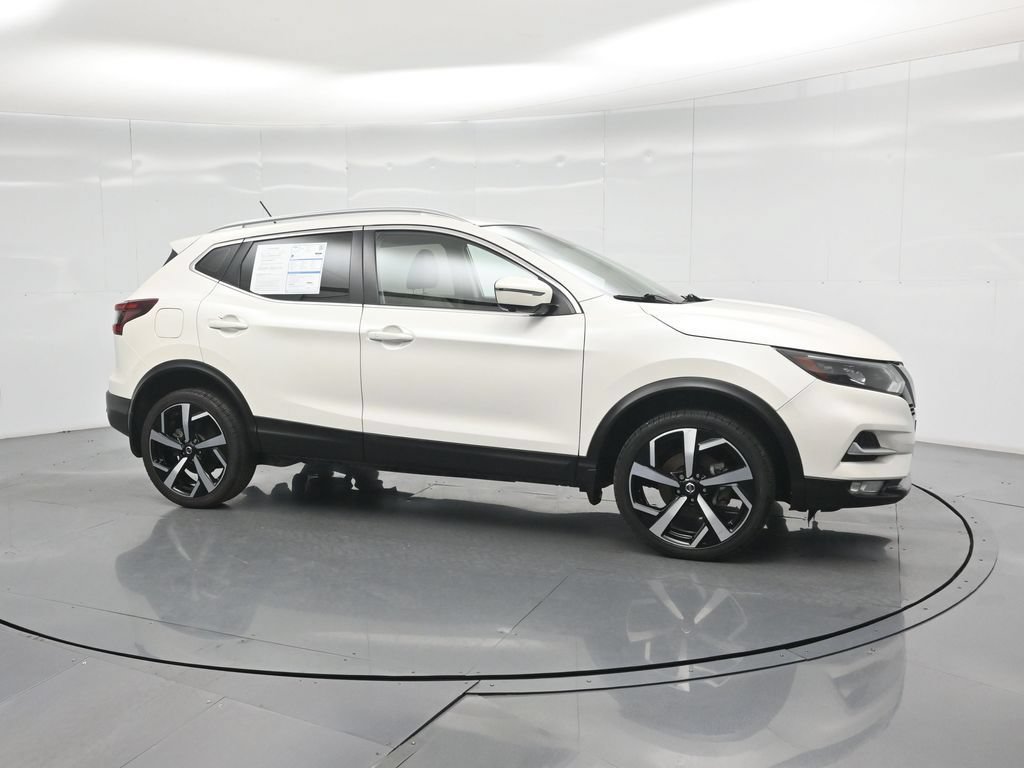 Used 2020 Nissan Rogue Sport SL w/ Premium Package FWD image 27