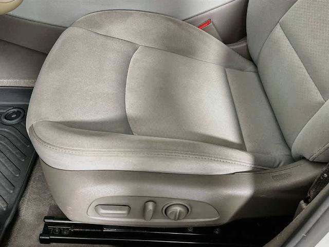 Used 2021 Chevrolet Malibu LT FWD image 29