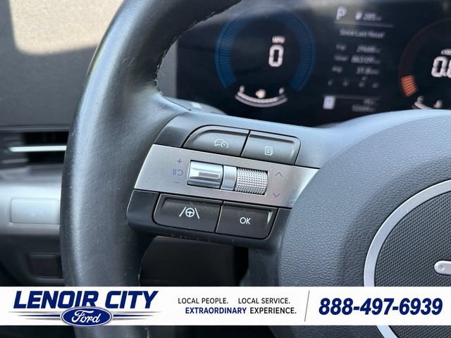 Used 2025 Hyundai Kona SEL FWD image 20