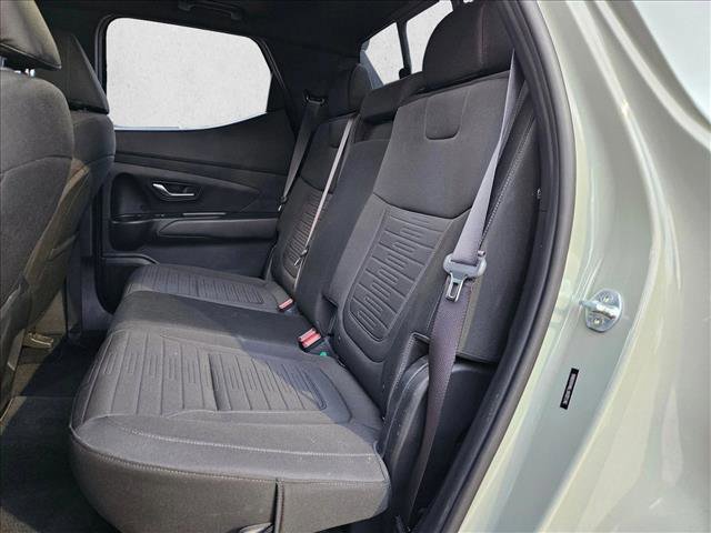 Used 2022 Hyundai Santa Cruz SEL Premium image 15