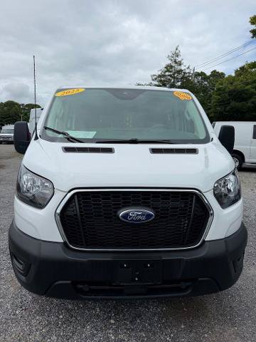 Certified 2025 Ford Transit 250 Low Roof w/ Exterior Upgrade Package RWD image 2