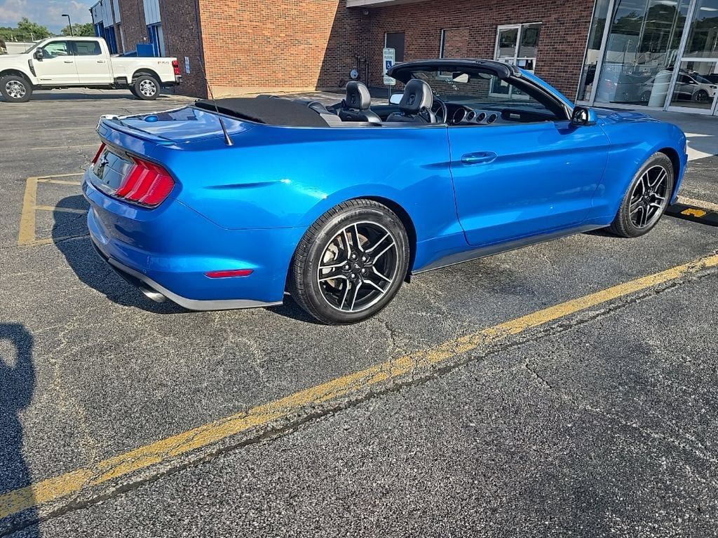 Certified 2021 Ford Mustang Premium RWD image 3