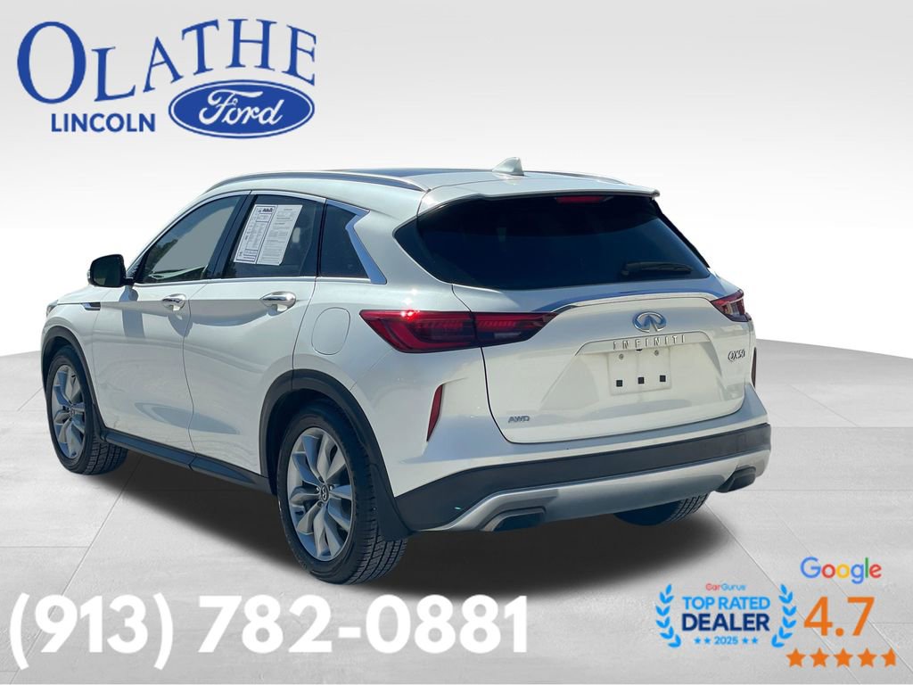 Used 2021 INFINITI QX50 Essential w/ Convenience Package image 3