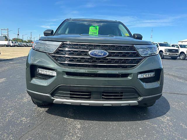 Certified 2023 Ford Explorer XLT w/ Equipment Group 202A AWD/4WD image 4