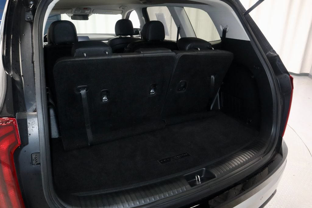 Used 2024 Kia Telluride S FWD image 14