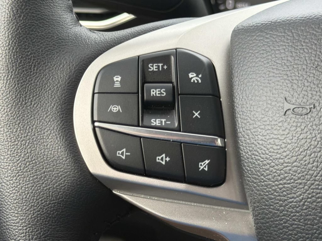 Certified 2023 Ford Explorer Limited w/ Equipment Group 301A AWD/4WD image 20