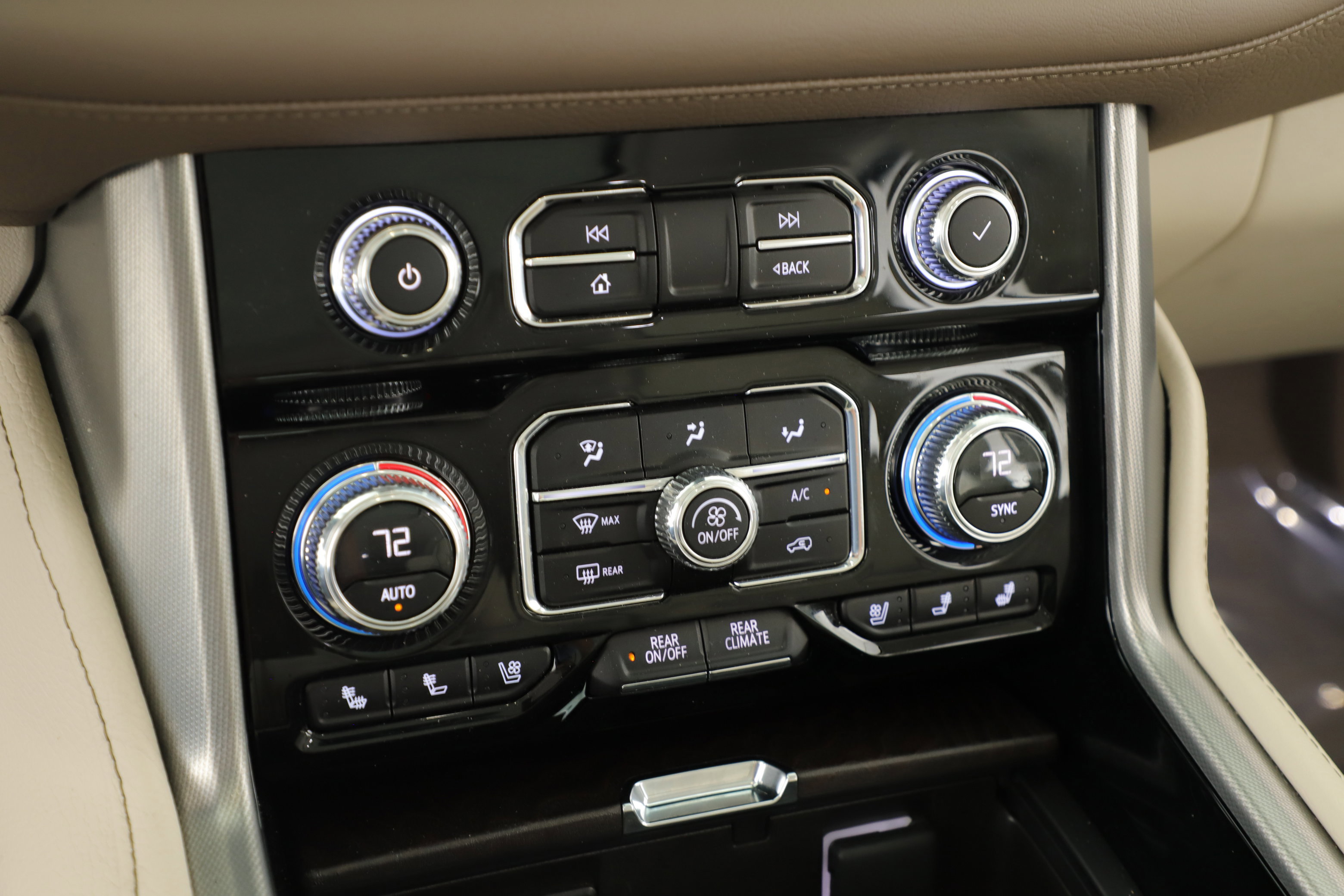 Used 2023 GMC Yukon Denali w/ Max Trailering Package image 16